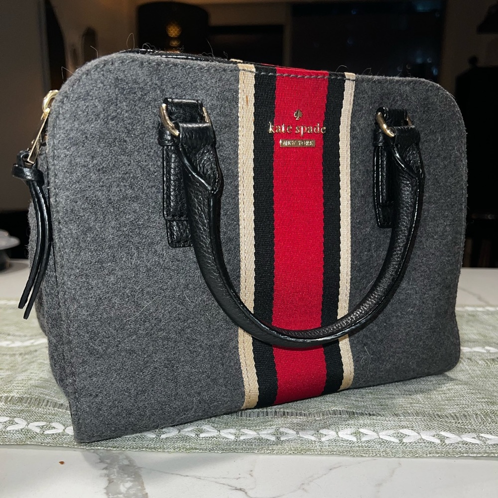 Kate spade hand bag